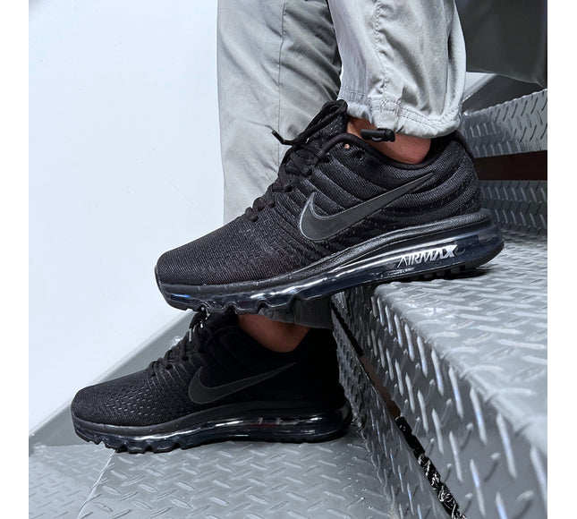 Nike Mens Air Max 2017 'Triple Black' 2024