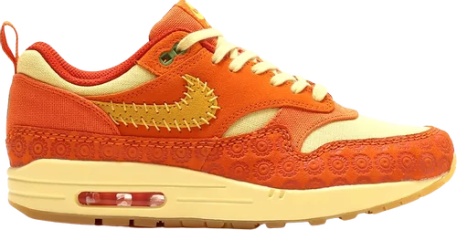 Wmns Air Max 1 'Somos Familia'