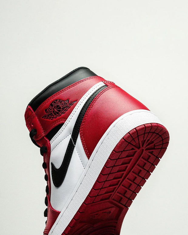 <a href="https://www.solestreet.com.au/collections/air-jordan" title="https://www.solestreet.com.au/collections/air-jordan">Air Jordan</a>