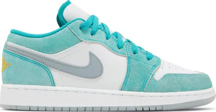 Nike Grade School Womens Air Jordan 1 Low SE Sneakers - 'New Emerald'