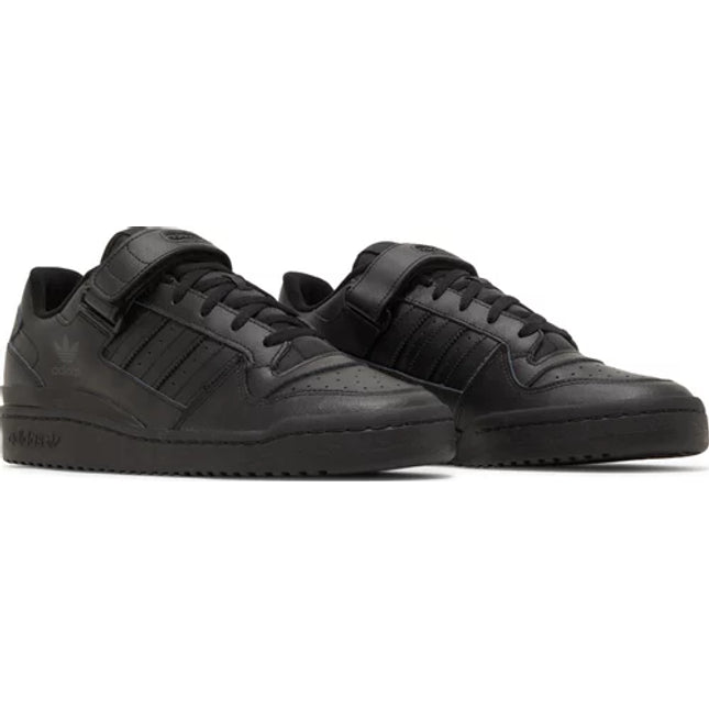 Forum Low 'Triple Black'