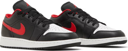 Nike Grade School Womens Air Jordan 1 Low Sneakers - 'White Toe'