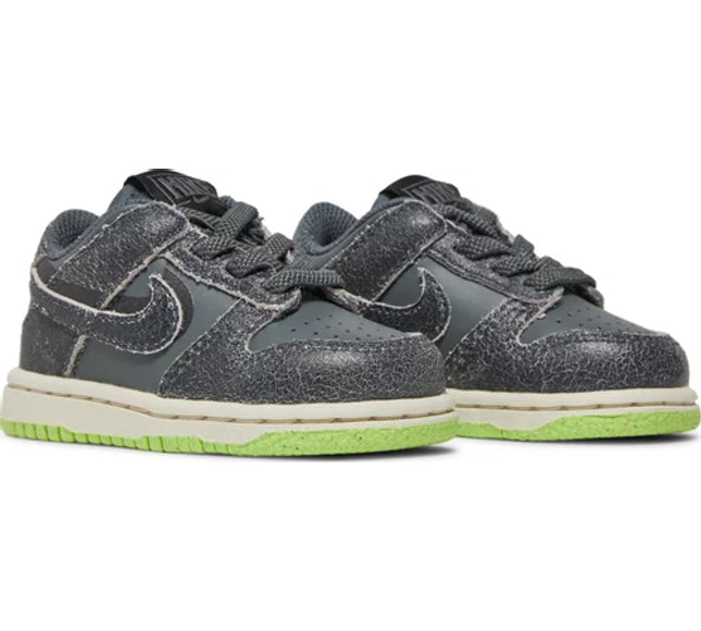 Nike Toddlers Dunk Low SE Sneakers - 'Halloween - Cauldron'
