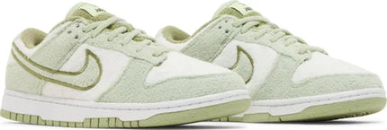 Nike Womens Dunk Low SE Sneakers - 'Fleece - Honeydew'