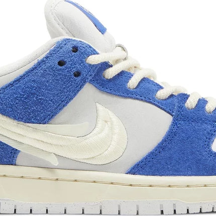 Nike Mens Fly Streetwear x Dunk Low Pro SB Sneakers - 'Gardenia'