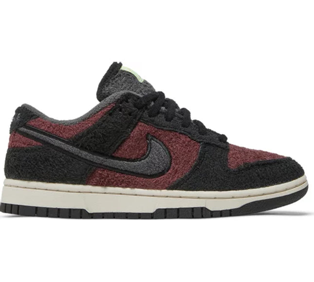 Nike Womens Dunk Low SE Sneakers - 'Fleece - Burgundy Crush'