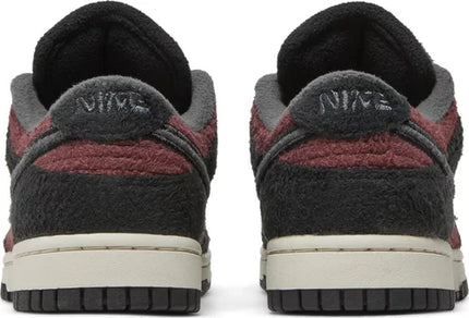 Nike Womens Dunk Low SE Sneakers - 'Fleece - Burgundy Crush'
