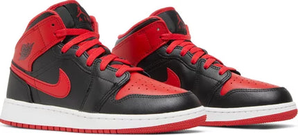 Nike Grade School Womens Air Jordan 1 Mid Sneakers - 'Alternate Bred'