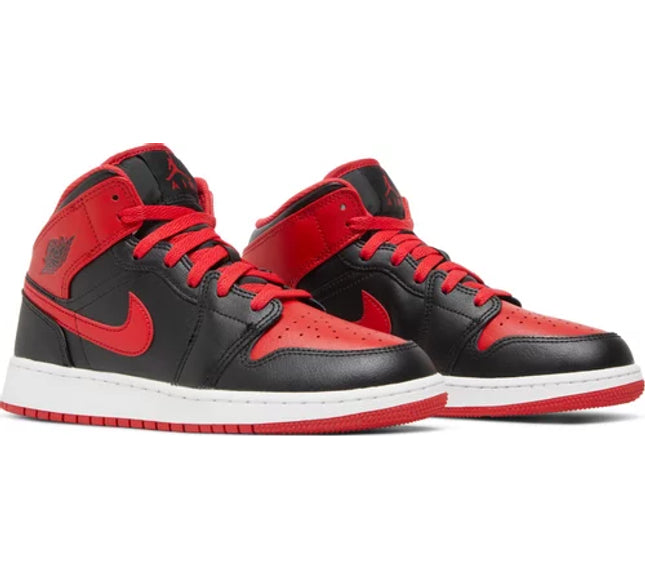 Nike Grade School Womens Air Jordan 1 Mid Sneakers - 'Alternate Bred'