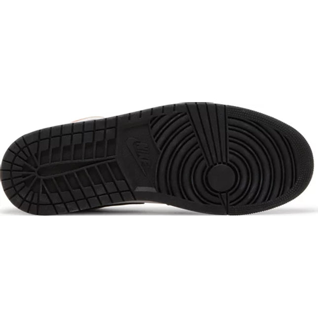 Air Jordan 1 Low SE 'Flight Club'