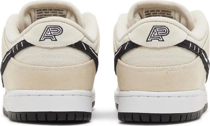 Nike Mens Albino & Preto x Dunk Low SB Sneakers - 'Jiu-Jitsu'