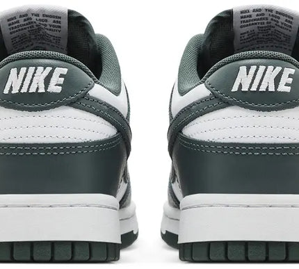 NIKE MENS DUNK LOW ‘VINTAGE GREEN’