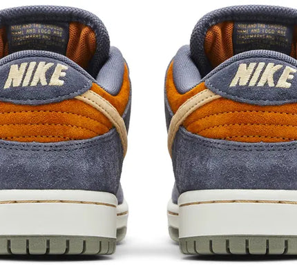 Nike Mens Dunk Low SB 'Light Carbon Monarch'
