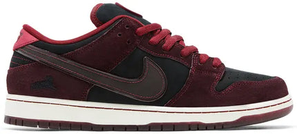 Nike Mens RIOT Skateshop x Dunk Low Pro SB QS 'Mahogany Dark Beetroot'