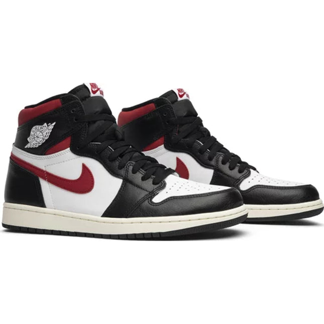 Air Jordan 1 Retro High OG Gym Red SOLESTREET