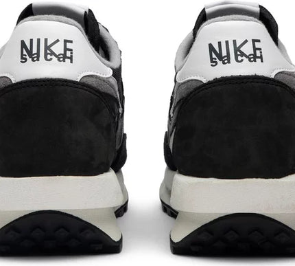 Nike Mens Sacai x LDWaffle Sneakers - 'Black'