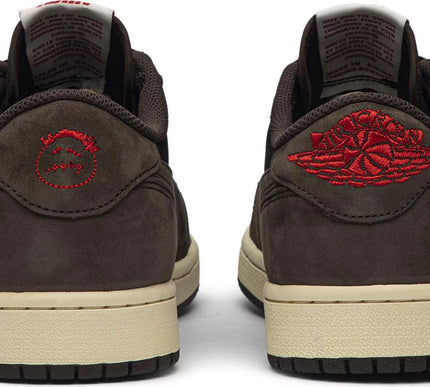 Nike Mens Travis Scott x Air Jordan 1 Low Sneakers - 'Mocha'