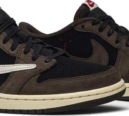 Nike Mens Travis Scott x Air Jordan 1 Low Sneakers - 'Mocha'