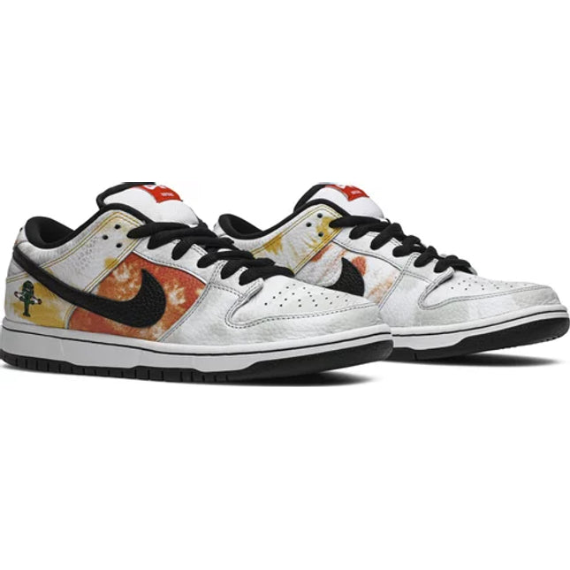 Dunk Low SB 'Tie-Dye Raygun - White'