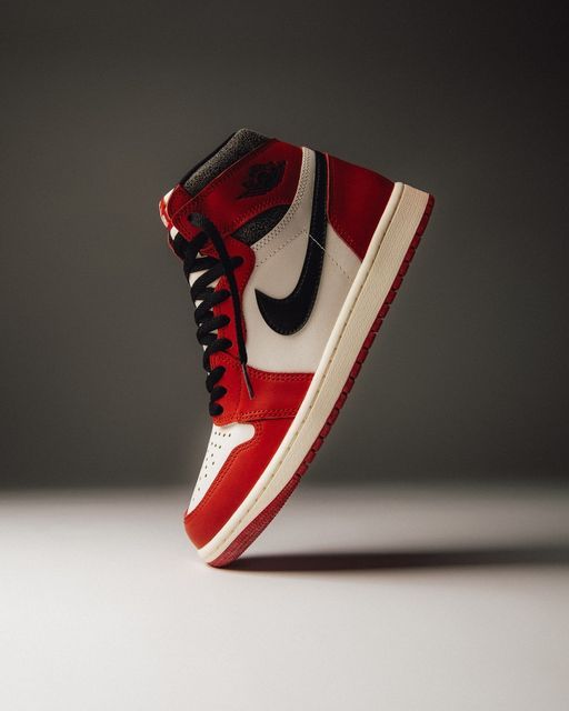 <a href="https://www.solestreet.com.au/collections/air-jordan" title="https://www.solestreet.com.au/collections/air-jordan">Air Jordan</a>