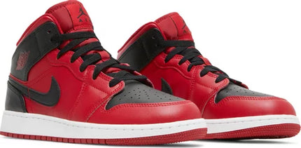 Nike Grade School Womens Air Jordan 1 Mid Sneakers - 'Reverse Bred'