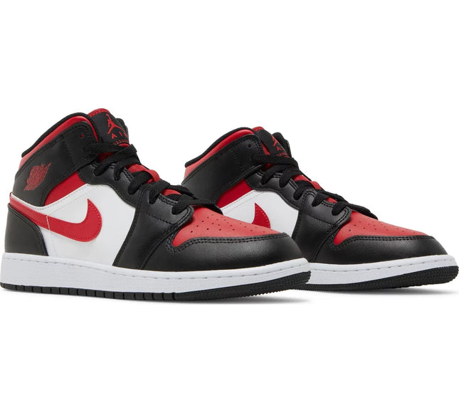 Nike Grade School Womens Air Jordan 1 Mid Sneakers - 'Bred Toe'