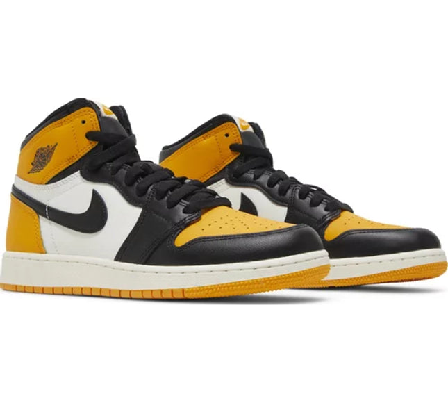 Nike Grade School Womens Air Jordan 1 Retro High OG Sneakers - 'Yellow Toe'