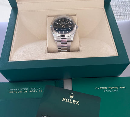 Rolex Datejust 41 Brand-New 2023 | Complete Set | Blue Motif Fluted Jubilee
