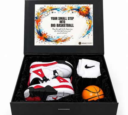BABY GIFT BOX - JORDAN 4 FIRE RED
