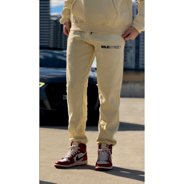 Solestreet Sweatpants 'Buttermilk'