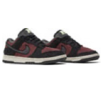Nike Womens Dunk Low SE Sneakers - 'Fleece - Burgundy Crush'