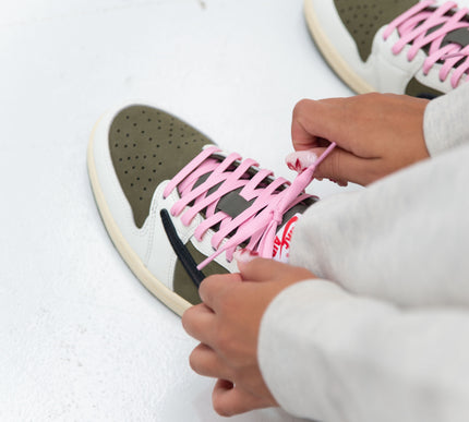 Nike Mens Travis Scott x Air Jordan 1 Retro Low OG SP Sneakers - 'Reverse Olive / Medium Olive'