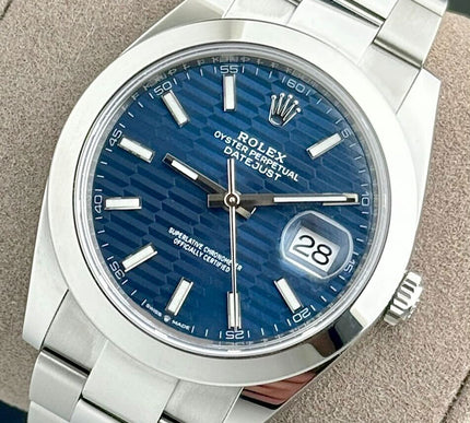 Rolex Datejust 41 Brand-New 2023 | Complete Set | Blue Motif Fluted Jubilee