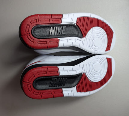 EX-DISPLAY  - Nike Womens Air Jordan 2 Retro Sneakers - 'Chicago' 2022