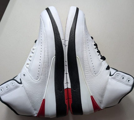 EX-DISPLAY  - Nike Womens Air Jordan 2 Retro Sneakers - 'Chicago' 2022