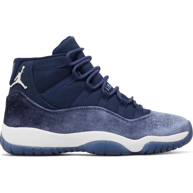 Wmns Air Jordan 11 Retro 'Midnight Navy Velvet'