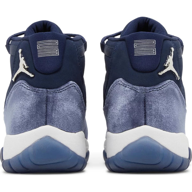 Wmns Air Jordan 11 Retro 'Midnight Navy Velvet'