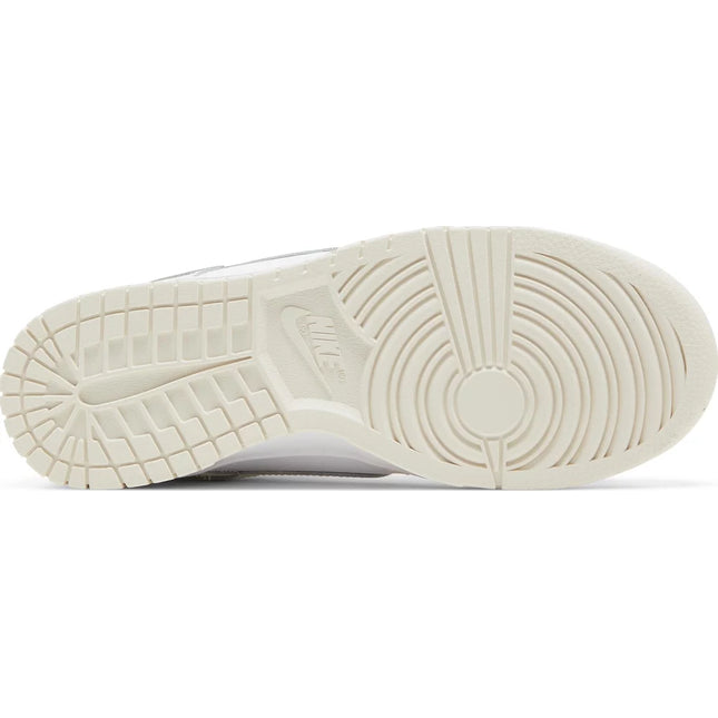 Wmns Dunk Low 'White Sail'