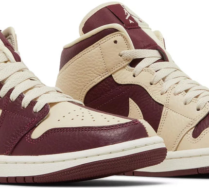 Nike Womens Air Jordan 1 Mid SE Sneakers - 'Split - Beach Cherrywood'