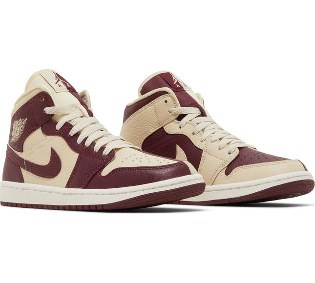 Nike Womens Air Jordan 1 Mid SE Sneakers - 'Split - Beach Cherrywood'