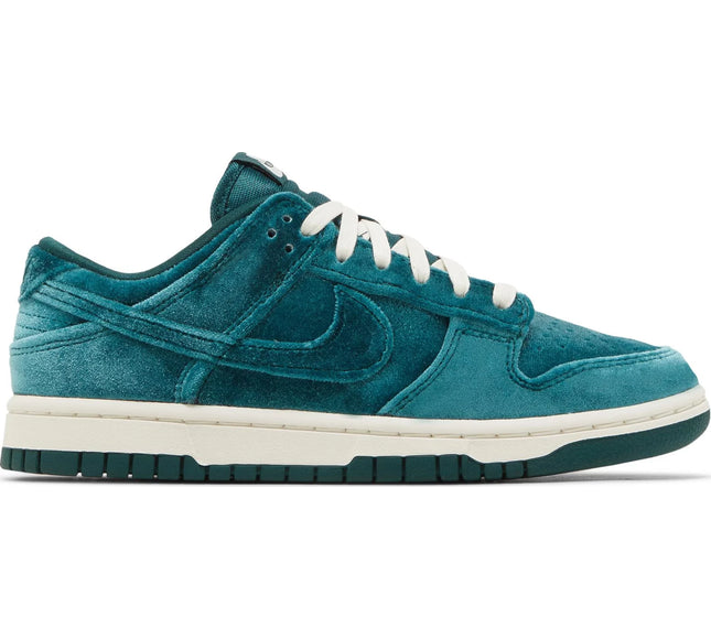 Nike Womens Dunk Low Sneakers - 'Green Velvet'