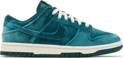 Nike Womens Dunk Low Sneakers - 'Green Velvet'