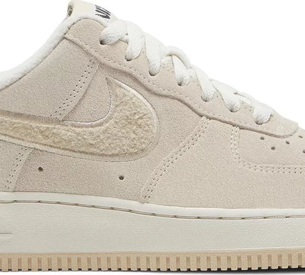 Nike Womens Air Force 1 Low '07 SE Sneakers - 'Sanddrift Sherpa'