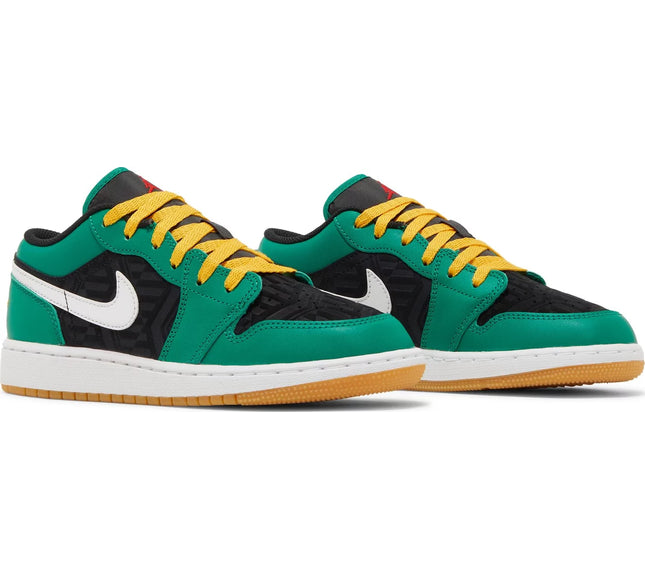 Nike Grade School Womens Air Jordan 1 Low SE Sneakers - 'Christmas'