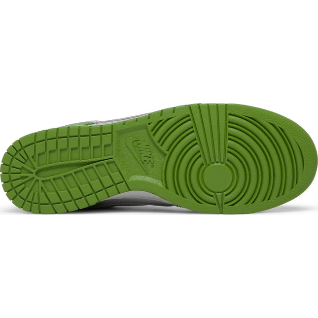 Dunk Low 'Safari Swoosh - Chlorophyll'