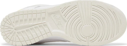 Nike Womens Dunk Low Sneakers - 'Valentine's Day - Yellow Heart'
