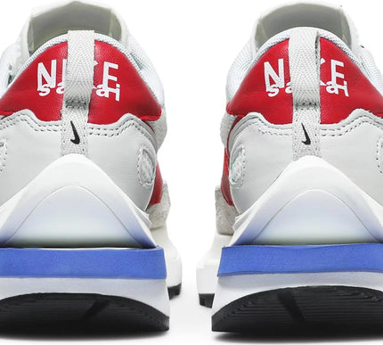 Nike Mens Sacai x VaporWaffle Sneakers - 'Sail'