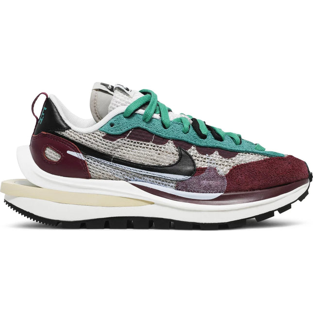 Sacai x VaporWaffle SP 'Villain Red'