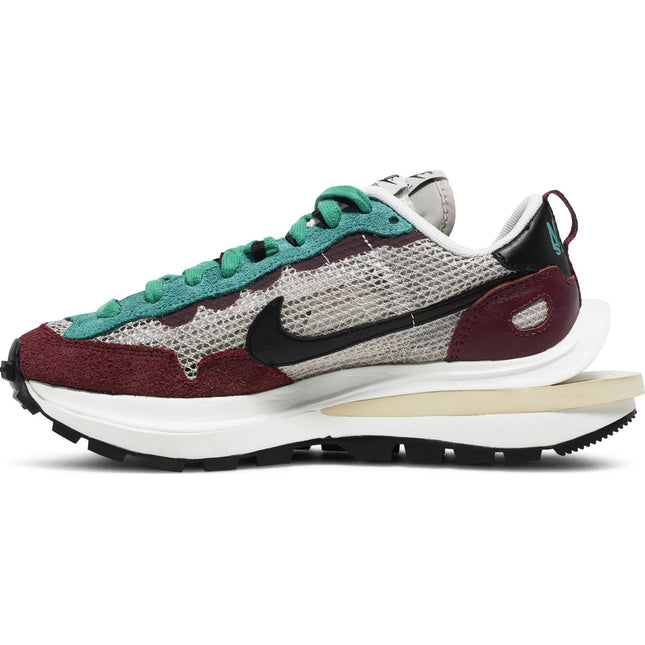 Sacai x VaporWaffle SP 'Villain Red'