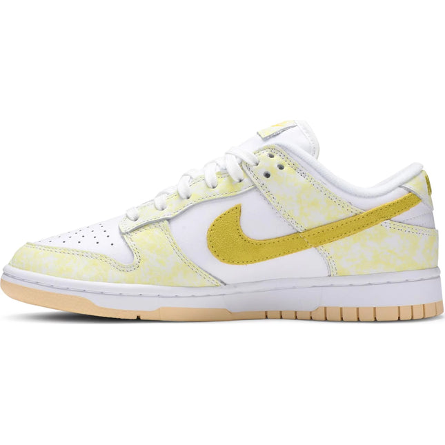 Wmns Dunk Low OG 'Yellow Strike'